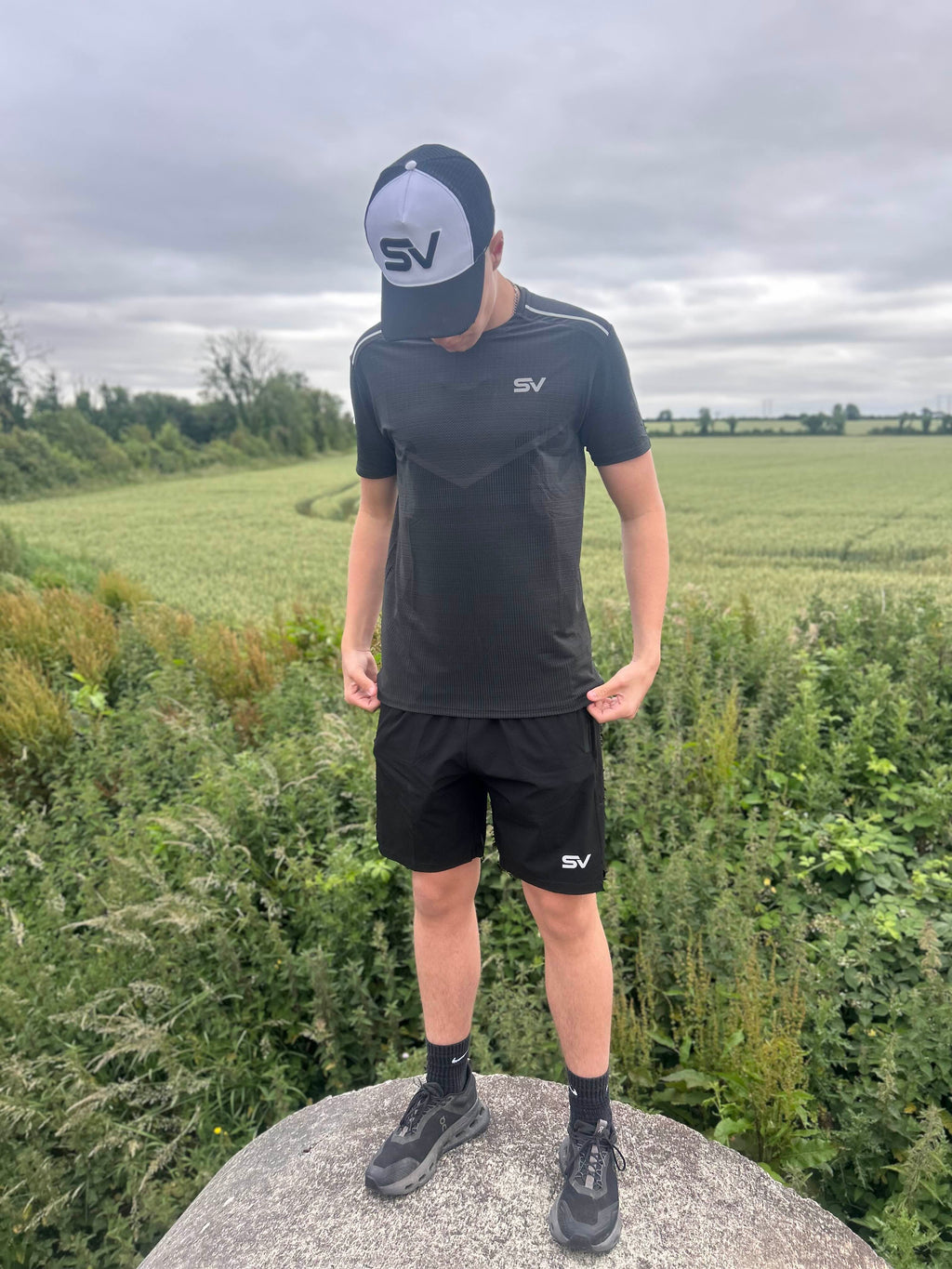 SV Original Black and Reflective Activewear Top